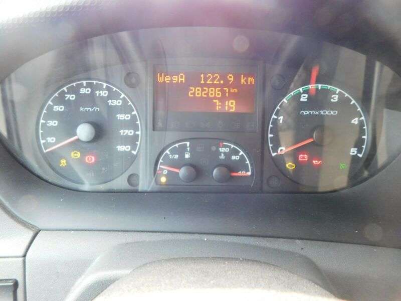 Iveco Daily Kasten HKa 35 S... Radstand 3950 - Photo 17