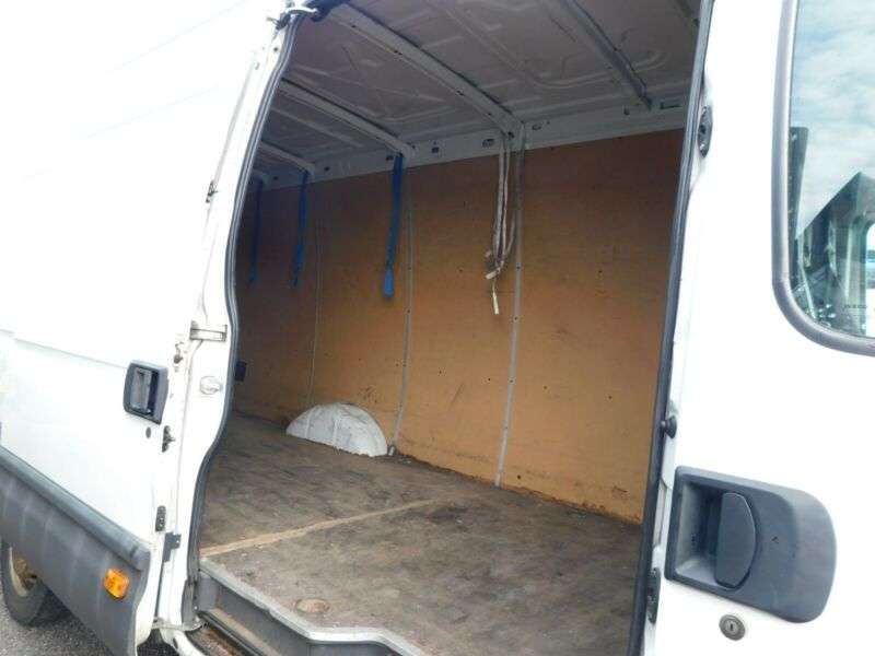 Iveco Daily Kasten HKa 35 S... Radstand 3950 - Photo 10