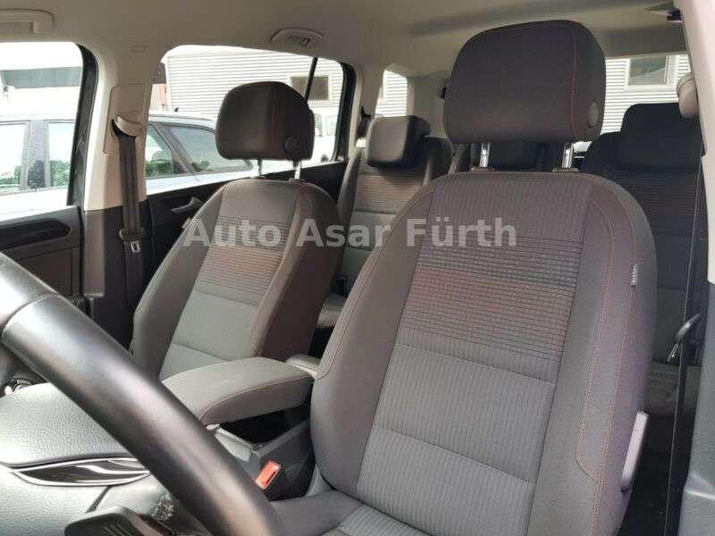 Volkswagen Touran 2.0 TDI Sound/Urano/7-Sitzer/AHK/PDC/LED/ - Photo 11