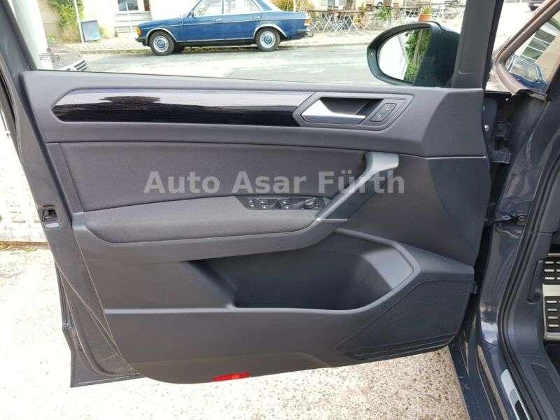 Volkswagen Touran 2.0 TDI Sound/Urano/7-Sitzer/AHK/PDC/LED/ - Photo 9