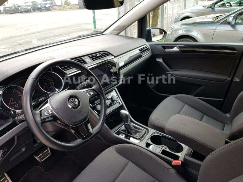 Volkswagen Touran 2.0 TDI Sound/Urano/7-Sitzer/AHK/PDC/LED/ - Photo 10